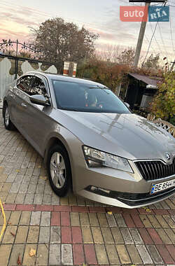 Лифтбек Skoda Superb 2018 в 