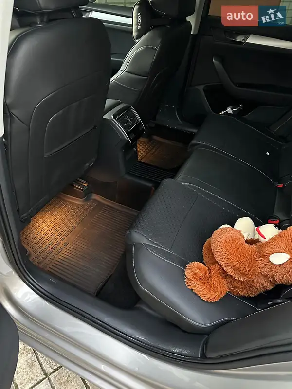 Skoda Superb 2018 VIN TMBAL4NP7JB300388 фото оголошення 9 з 43