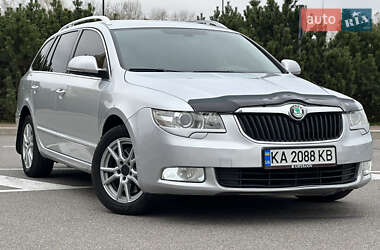 Універсал Skoda Superb 2010 в Києві