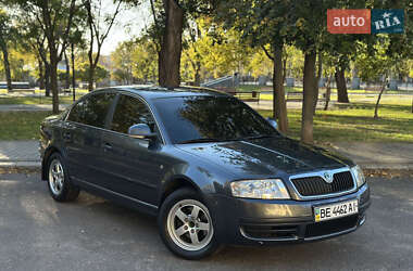 Лифтбек Skoda Superb 2007 в Николаеве