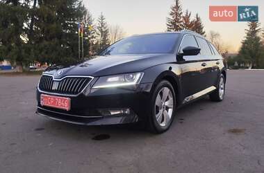 Універсал Skoda Superb 2016 в Новоархангельську