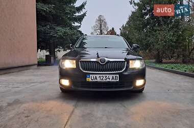 Універсал Skoda Superb 2012 в Дубні