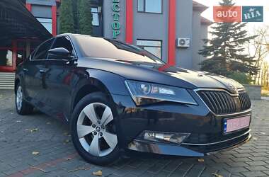 Ліфтбек Skoda Superb 2018 в 