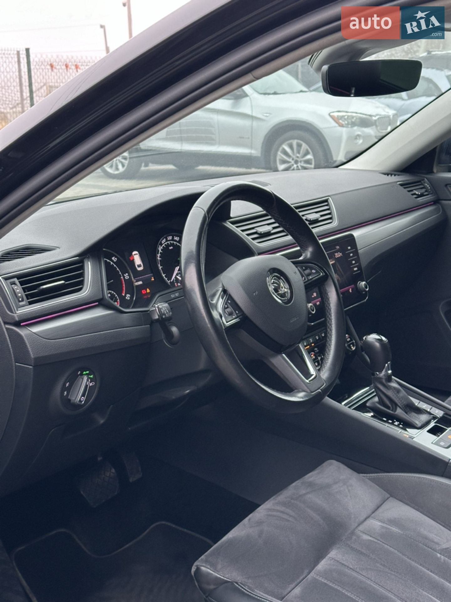 2017 Skoda Superb - мініатюра 21