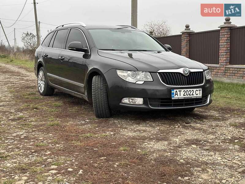 Универсал Skoda Superb 2010 в Снятине