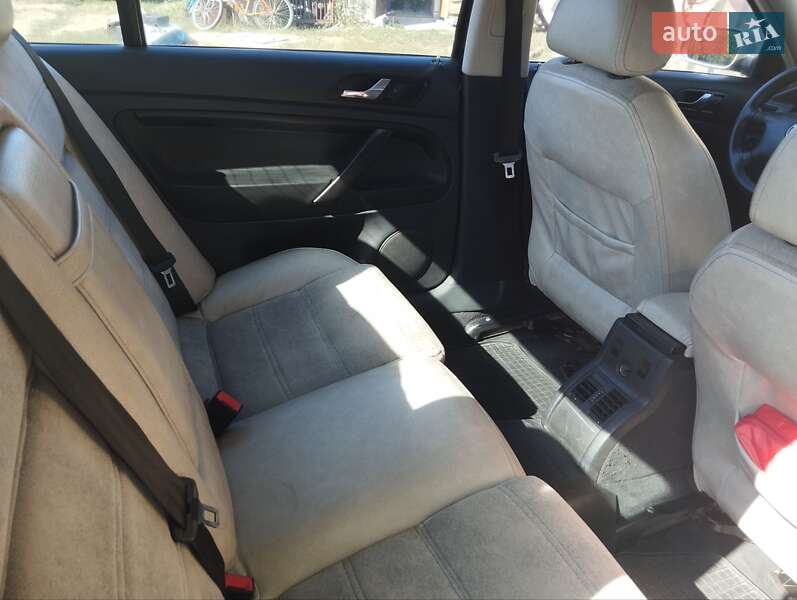 Ліфтбек Skoda Superb 2003 в Харкові