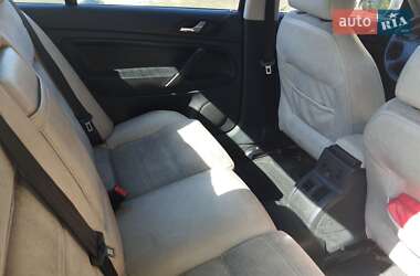 Лифтбек Skoda Superb 2003 в 
