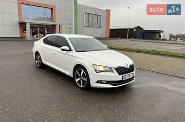 Ліфтбек Skoda Superb 2016 в Виноградові