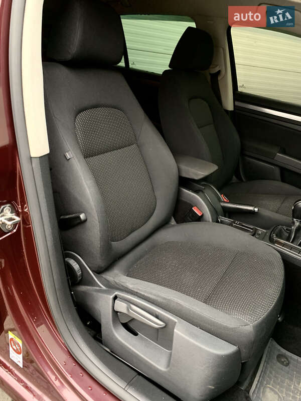 Лифтбек Skoda Superb 2012 в Мукачево