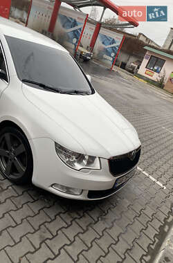 Лифтбек Skoda Superb 2008 в 