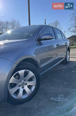 Лифтбек Skoda Superb 2012 в Галиче