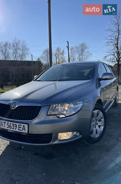 Skoda Superb 2012