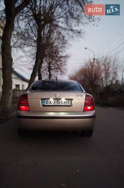 Лифтбек Skoda Superb 2005 в Ровно