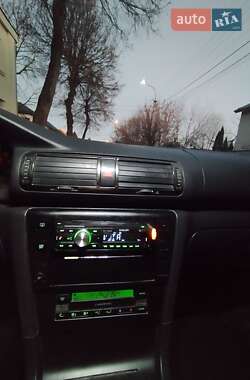 Лифтбек Skoda Superb 2005 в Ровно