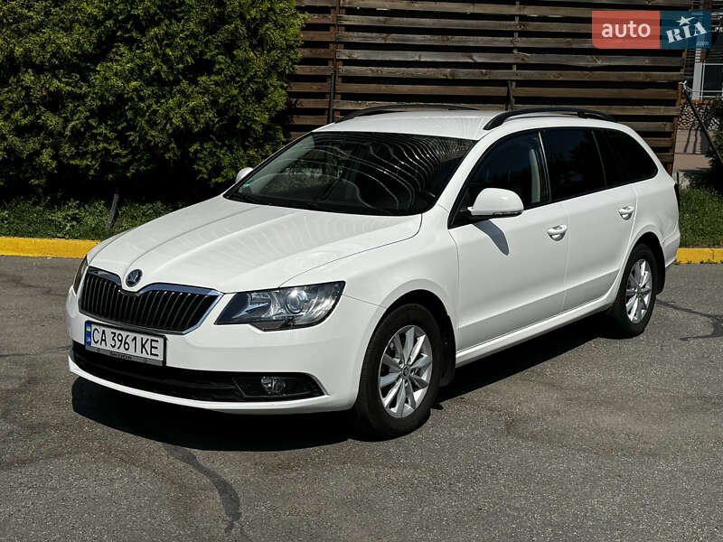 Универсал Skoda Superb 2014 в Киеве