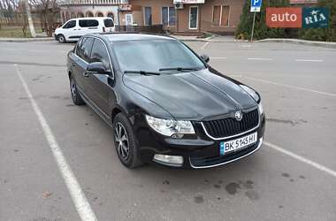 Лифтбек Skoda Superb 2008 в Сарнах