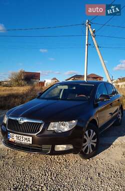 Ліфтбек Skoda Superb 2012 в Дніпрі