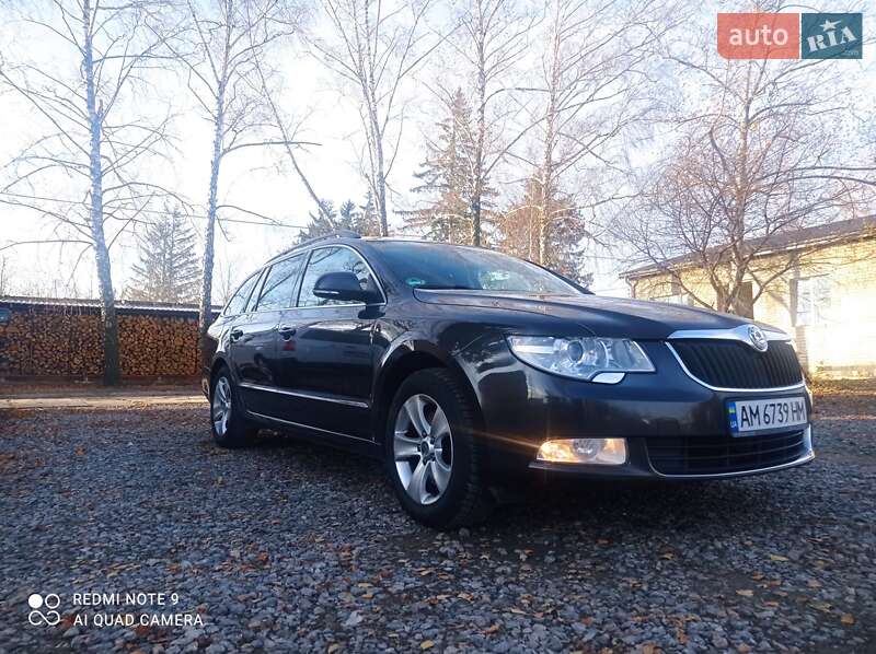 Skoda Superb 2011