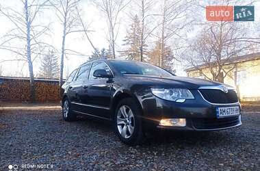 Універсал Skoda Superb 2011 в Бердичеві