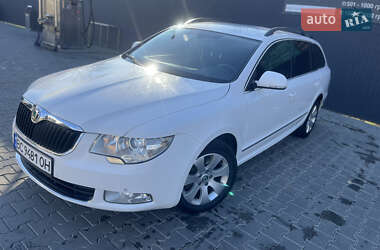 Skoda Superb 2011