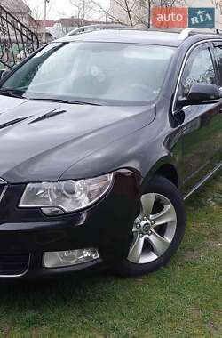 Универсал Skoda Superb 2013 в Трускавце