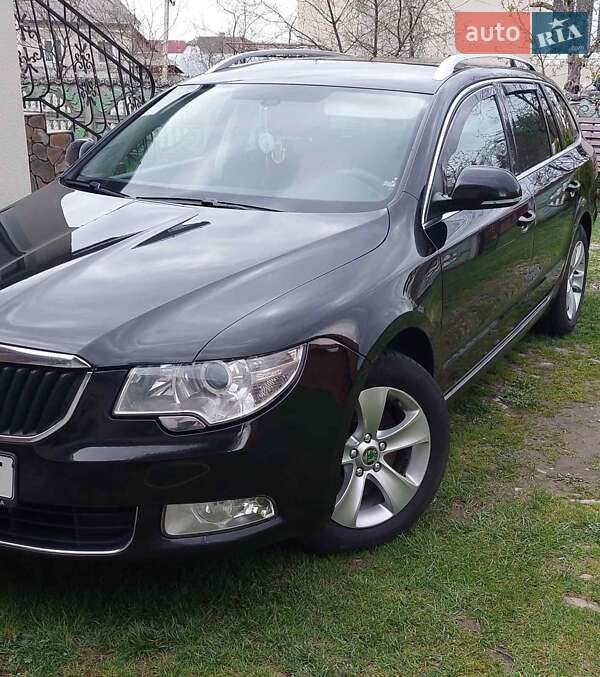Универсал Skoda Superb 2013 в 