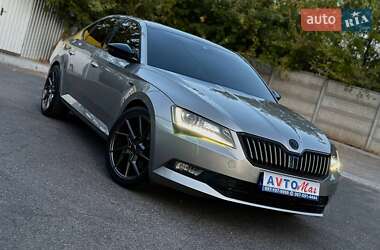 Лифтбек Skoda Superb 2017 в Киеве