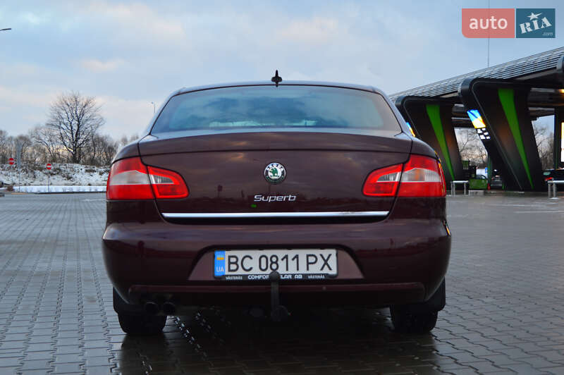 Лифтбек Skoda Superb 2010 в Стрые