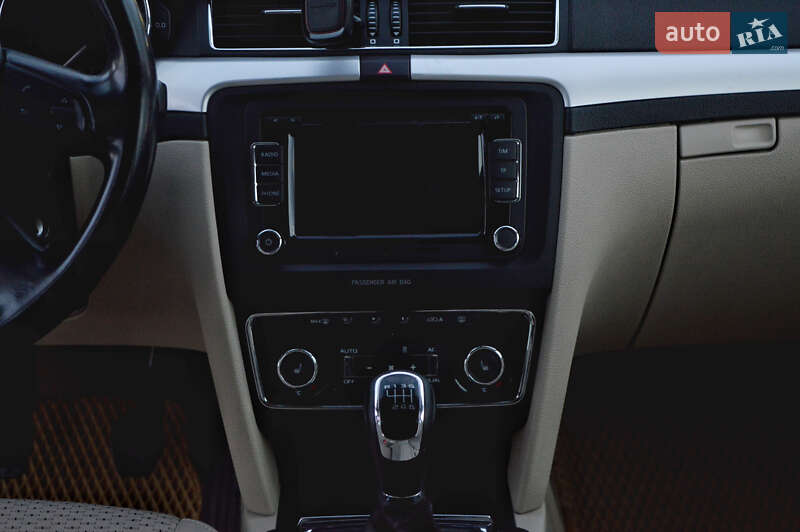 Лифтбек Skoda Superb 2010 в Стрые