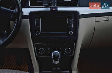 Лифтбек Skoda Superb 2010 в 