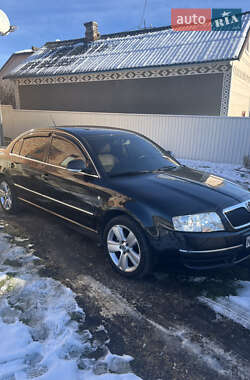 Лифтбек Skoda Superb 2007 в Черновцах