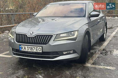 Лифтбек Skoda Superb 2019 в Киеве