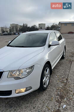 Лифтбек Skoda Superb 2011 в Ладыжине