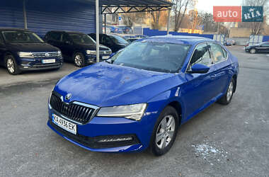 Лифтбек Skoda Superb 2021 в Киеве