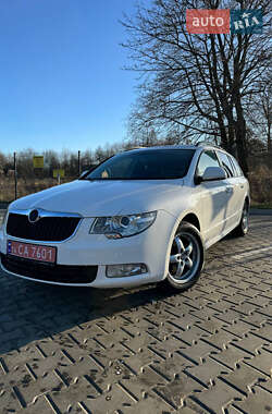 Универсал Skoda Superb 2013 в Дрогобыче