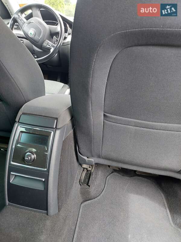 Универсал Skoda Superb 2013 в Балте