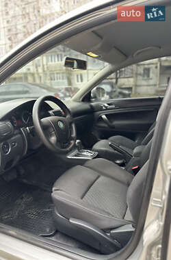 Лифтбек Skoda Superb 2007 в Ромнах