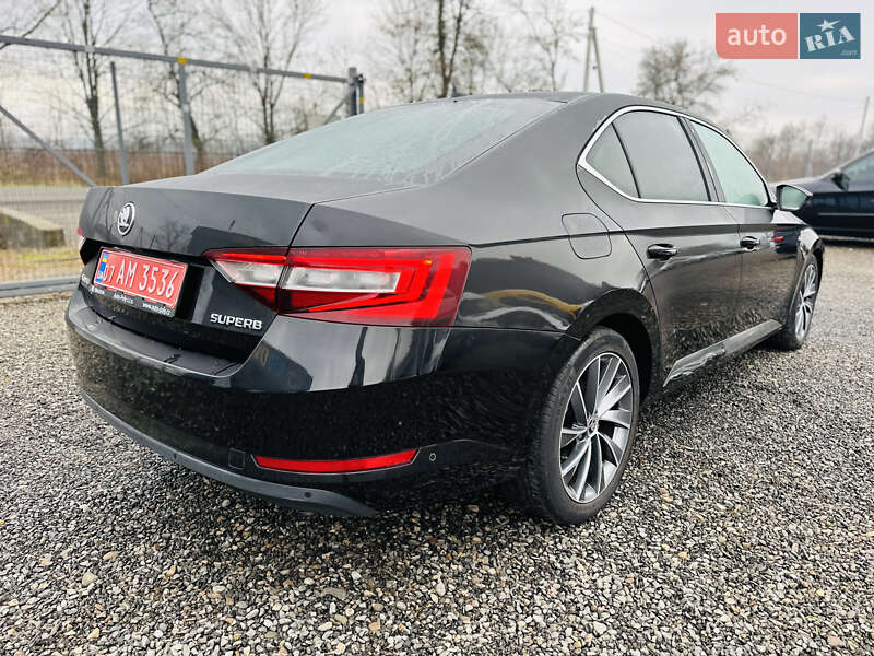 Лифтбек Skoda Superb 2017 в Иршаве