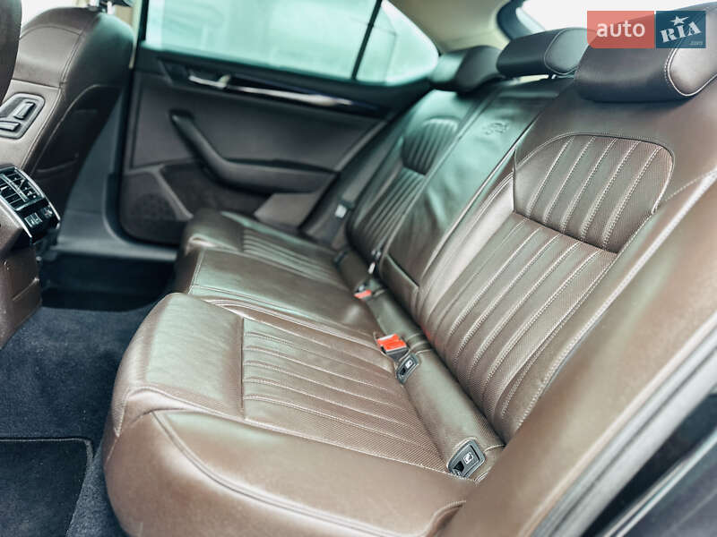 Лифтбек Skoda Superb 2017 в Иршаве