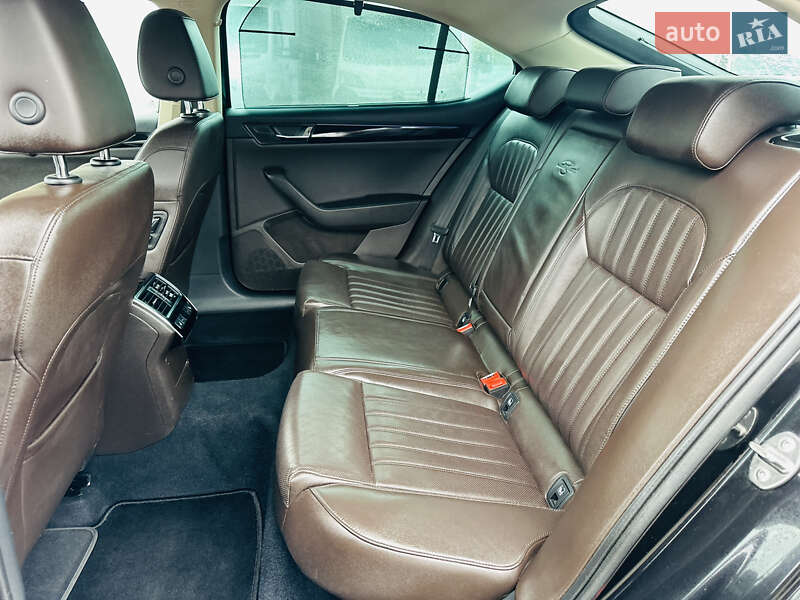 Лифтбек Skoda Superb 2017 в Иршаве