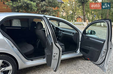 Ліфтбек Skoda Superb 2013 в Чернівцях