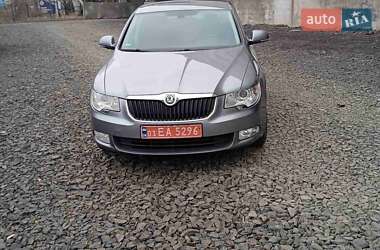 Skoda Superb 2011 Skoda Superb 2011