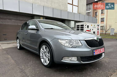 Ліфтбек Skoda Superb 2009 в Рівному