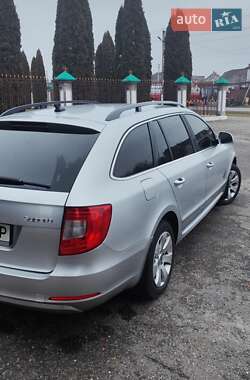 Универсал Skoda Superb 2012 в 