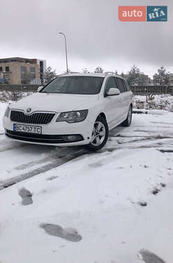 Універсал Skoda Superb 2013 в Львові