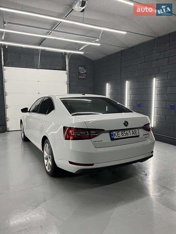 Лифтбек Skoda Superb 2016 в Полтаве