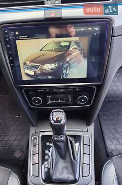 Универсал Skoda Superb 2013 в 
