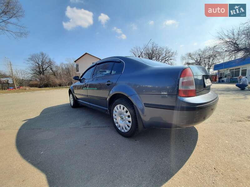 Лифтбек Skoda Superb 2007 в Черкассах