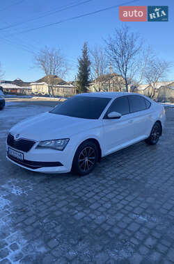 Ліфтбек Skoda Superb 2015 в Хмельницькому