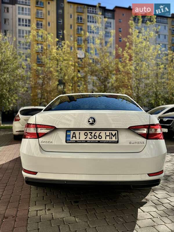Ліфтбек Skoda Superb 2018 в Івано-Франківську